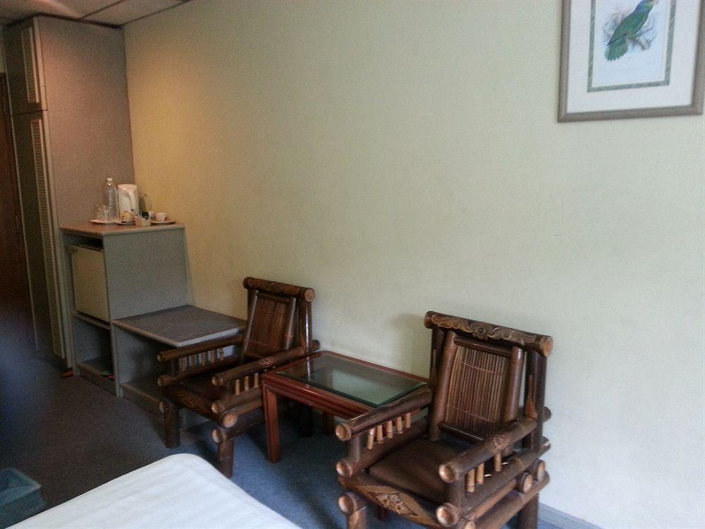 Century Hotel Kota Kinabalu Extérieur photo