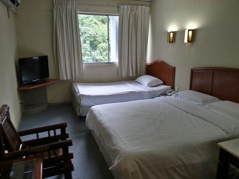 Century Hotel Kota Kinabalu Extérieur photo