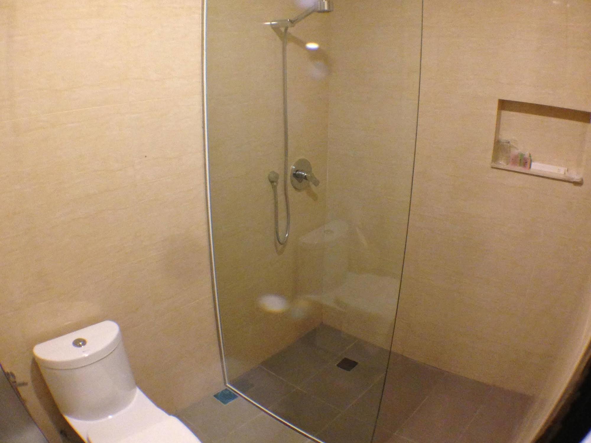 Century Hotel Kota Kinabalu Extérieur photo