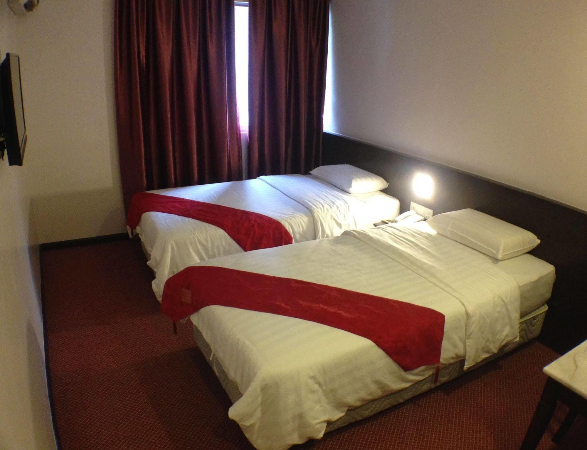 Century Hotel Kota Kinabalu Extérieur photo
